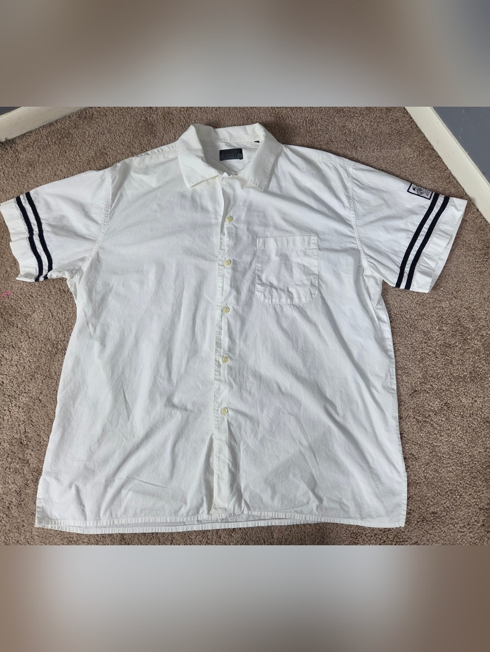 White Short-Sleeve Button-Up Shirt - Casual Men's Shirt